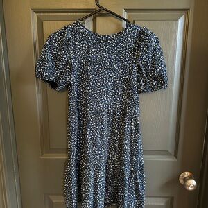 Gap Kids new no tags Size 10 Puff Sleeve Dress with ruffle hemline